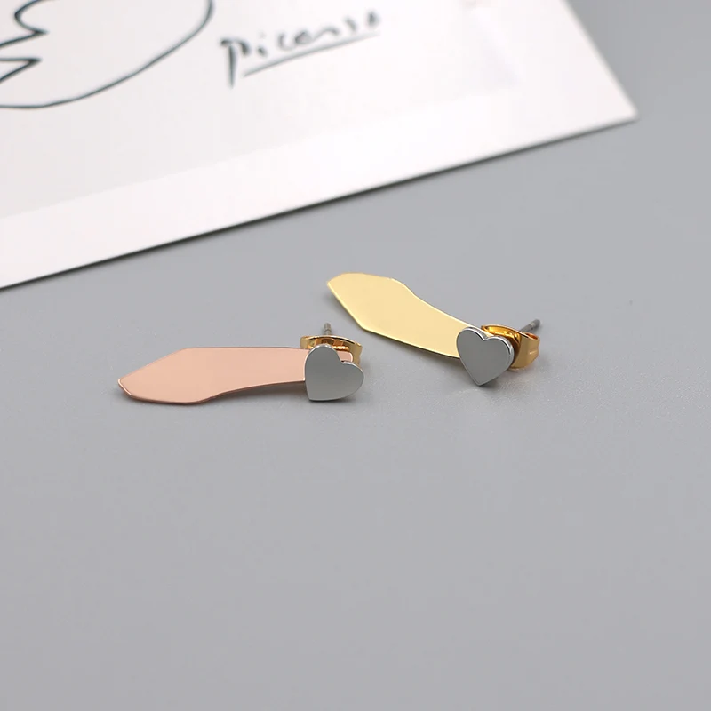 Heart and irregular shape brass plates earrings